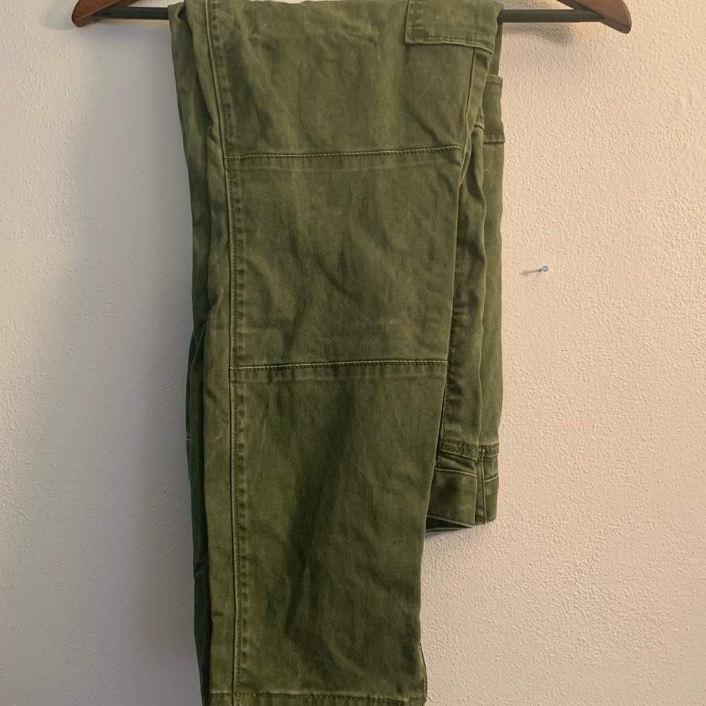 Women’s skinny cargo pants